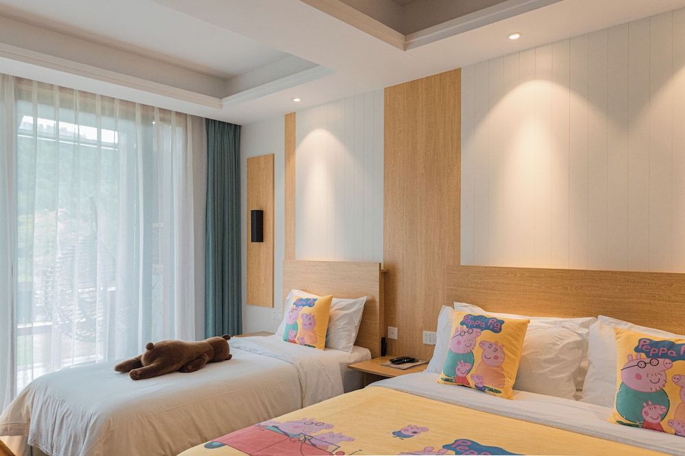 Family Condo, 1 Bedroom, Courtyard View