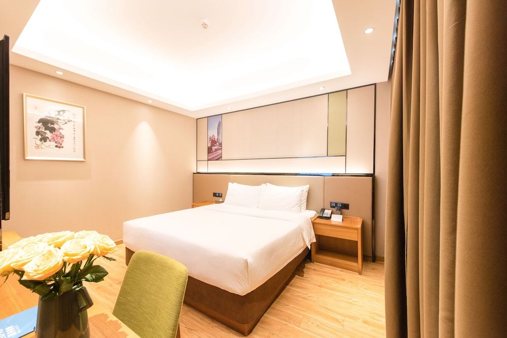 Rising Dragon International Hotel Standard Single Room, City View 3