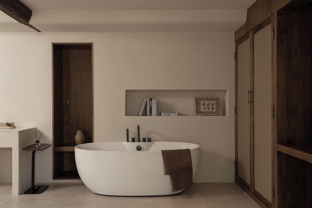 Dali City Shijing Boutique Homestay Classic Single Room, 1 King Bed, Private Bathroom, Garden View 8