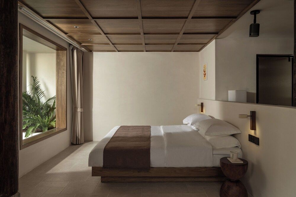 Dali City Shijing Boutique Homestay Classic Single Room, 1 King Bed, Private Bathroom, Garden View 3