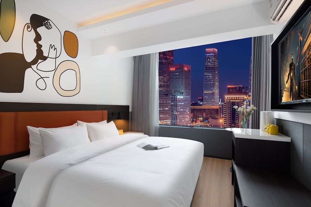 Classic Double Room, City View