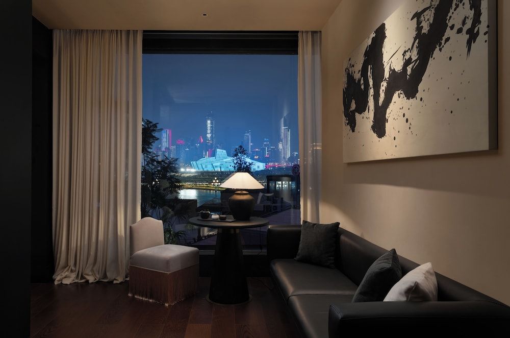 Elite Suite, Patio, River View