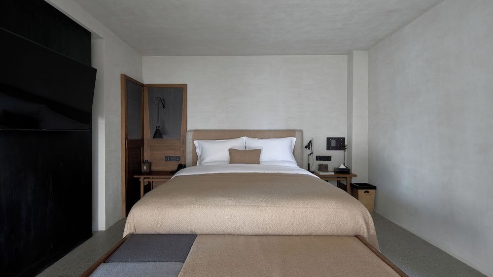 Arro Khampa Lhasa Comfort Double Room, 1 King Bed, Non Smoking, Mountain View 2