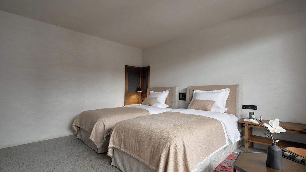 Arro Khampa Lhasa Premier Twin Room, Non Smoking, Balcony