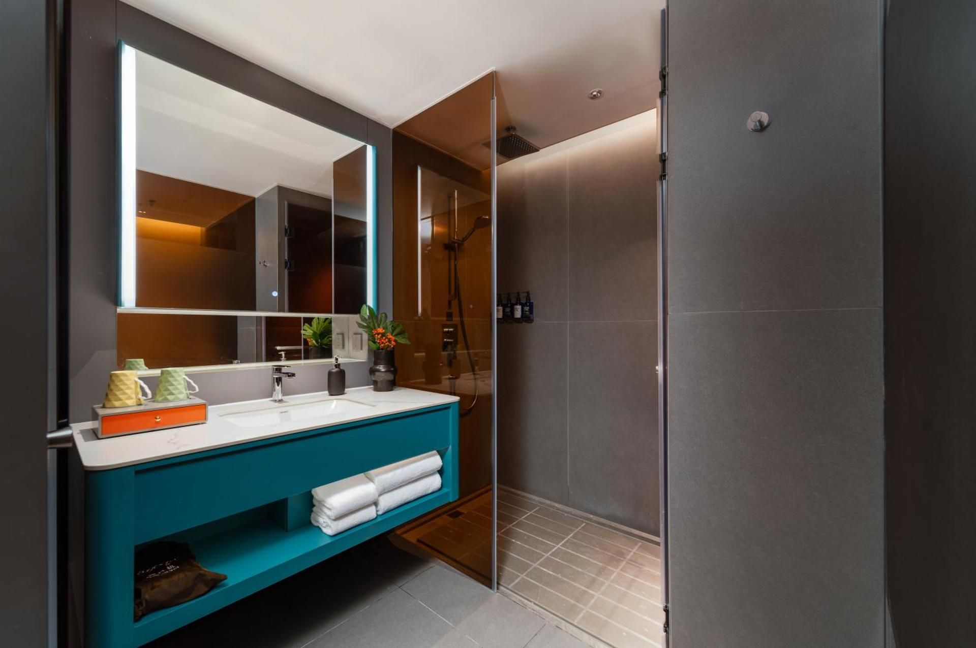 Pagoda Hotel Chongqing INCITY Hualongqiao Station Pagoda Themed King Bedroom 3