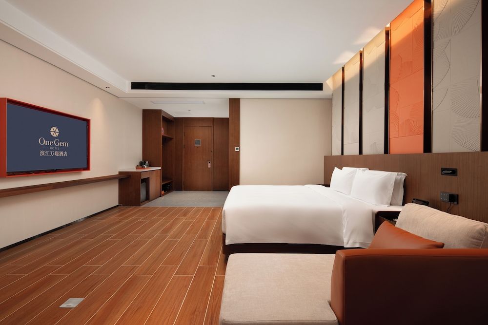 One Gem Hotel Grand Double Room, 1 King Bed, City View 4