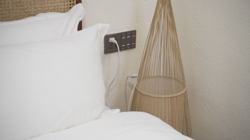 Unicorn Rocket Resort Signature House 11