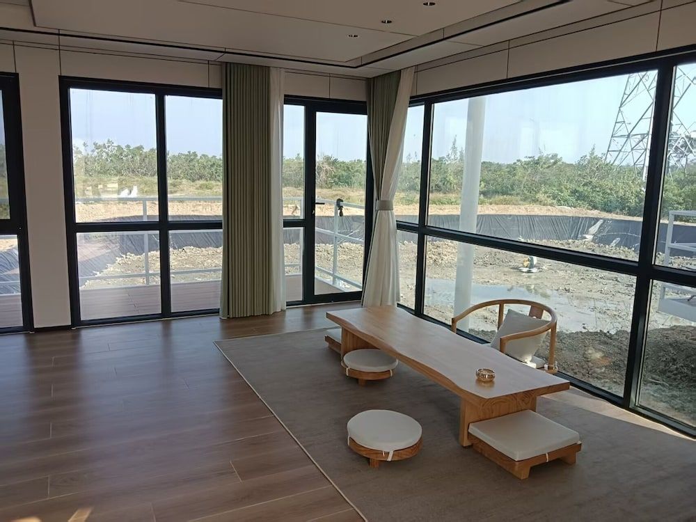 Unicorn Rocket Resort Signature Tent, Ocean View 3