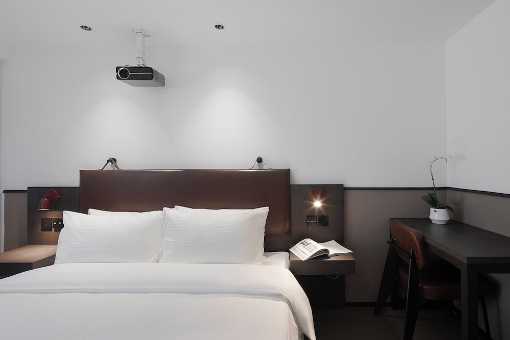 Mcsrh Hotel-Guiyang Xiaoshizi Superior Double Room 4