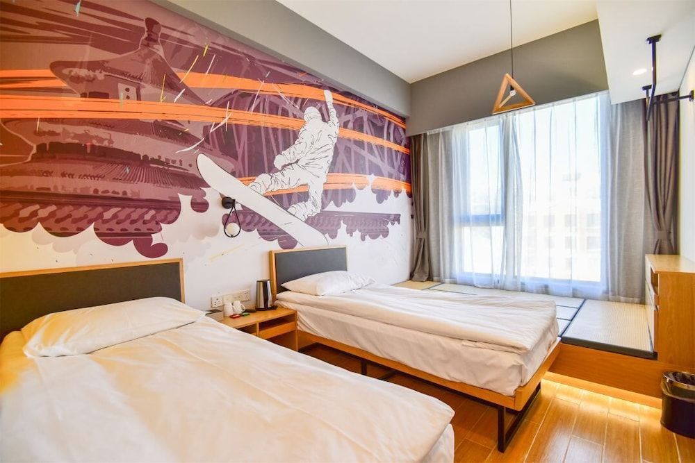 Prince Hotel By Secret Garden