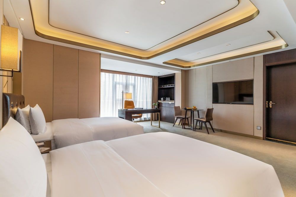 Imperial Dragon Bay Purejoy Hotel Comfort Double or Twin Room 3