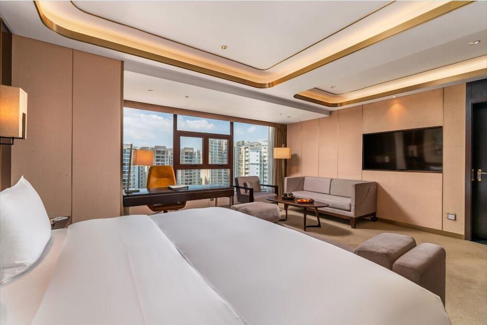 Comfort Single Room, City View