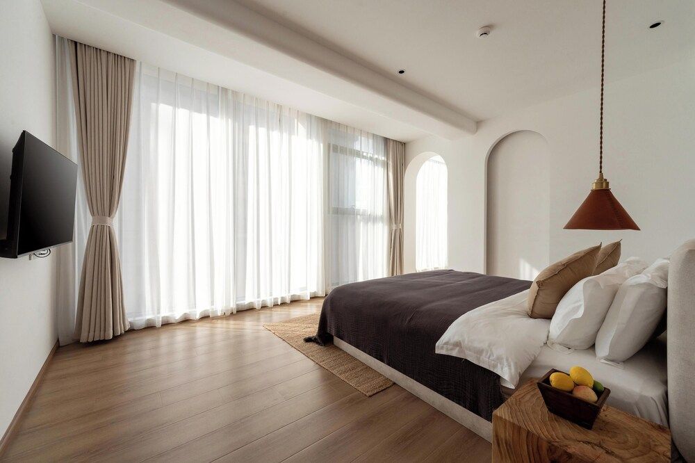 Senior Double Room, 1 Queen Bed, City View