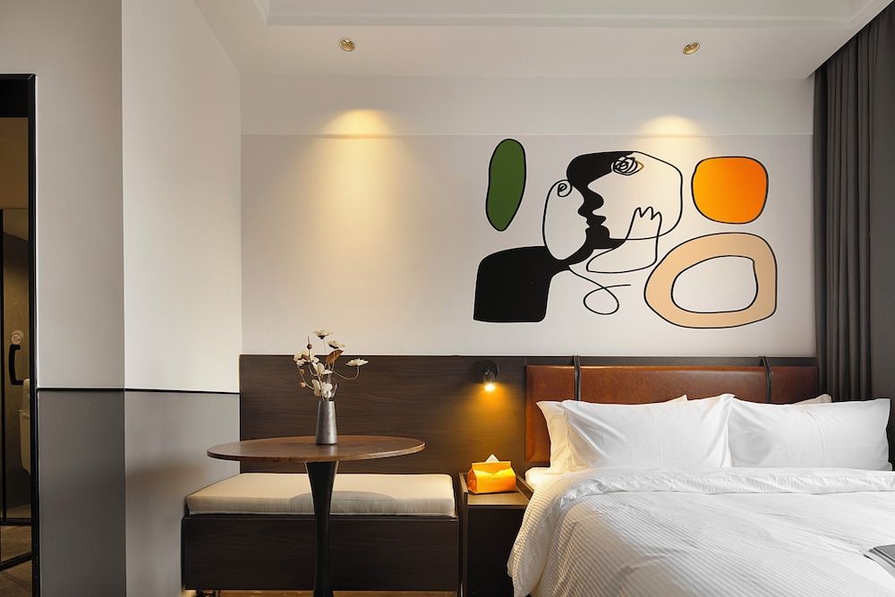 Classic Double Room, City View