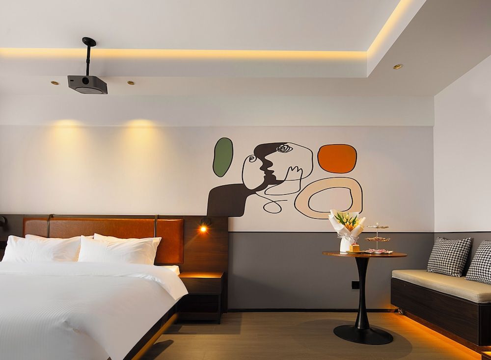 Economy Double Room, City View