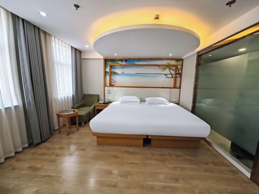 Senior Single Room