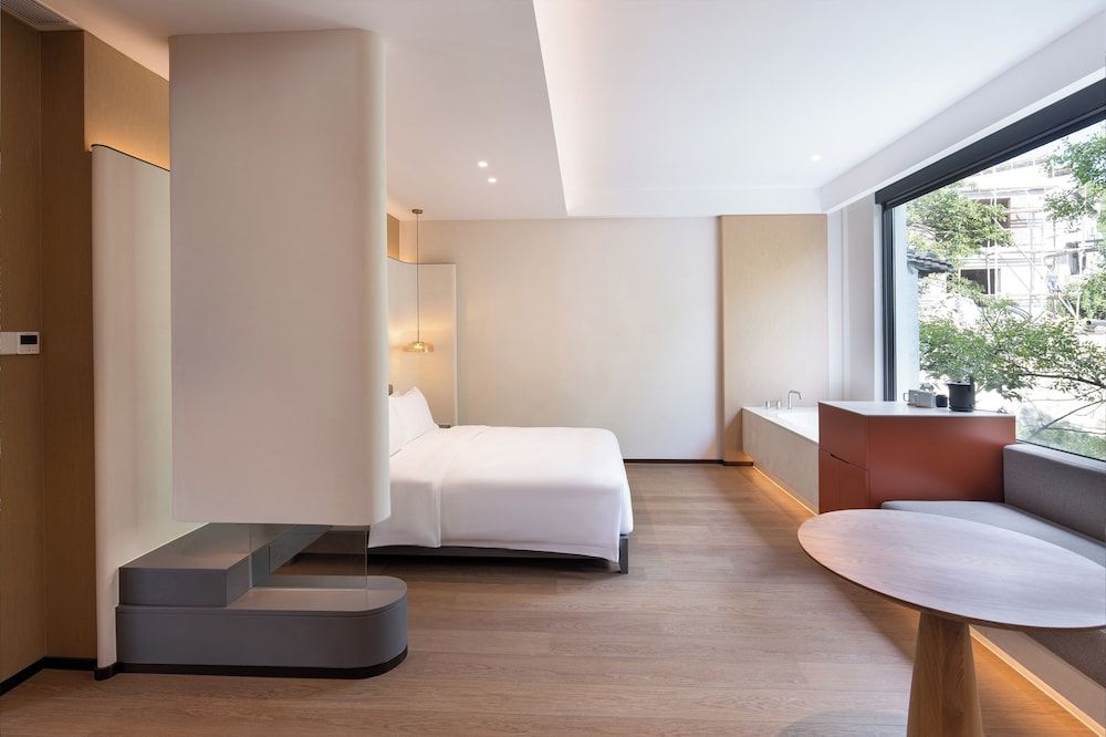 Elite Double Room, Hill View