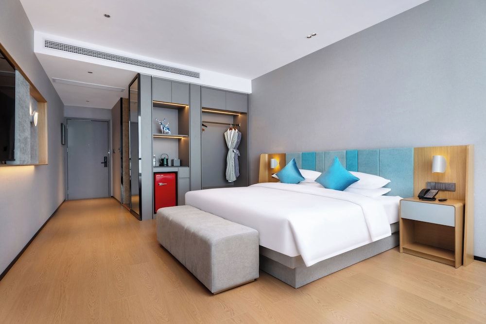 Classic Single Room
