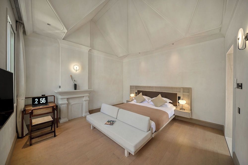Deluxe Double Room, Garden View