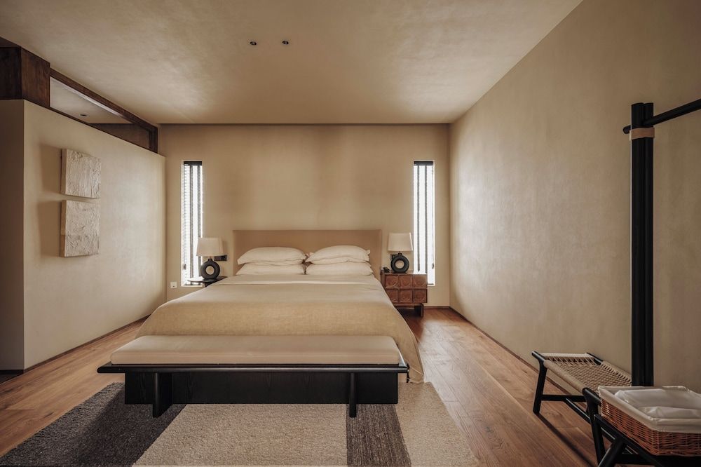 Superior Double Room, Lanai, Courtyard View