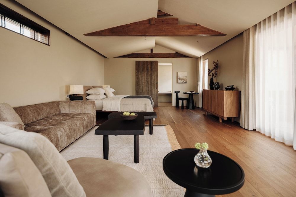 Luxury Double Room, Patio, Courtyard View