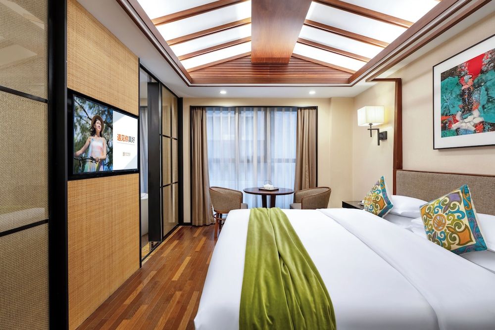 Urban Large Bed Room