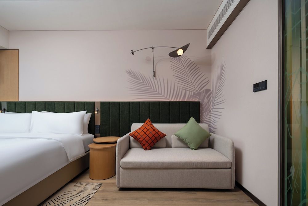 Superior Room, 1 King Bed