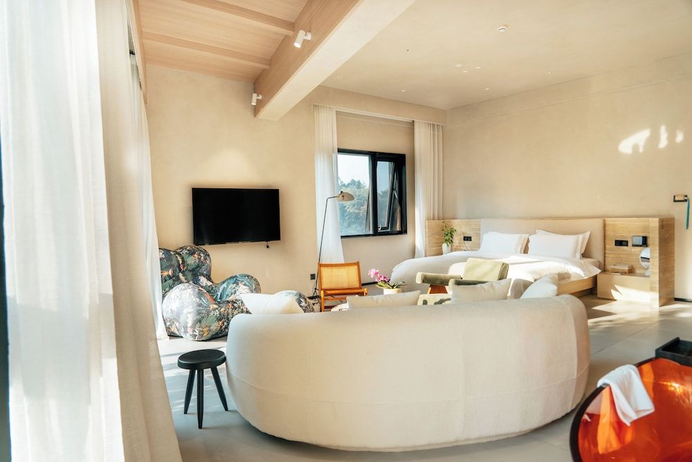 Elite Double Room, Hill View