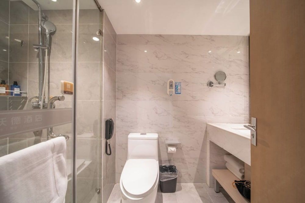 World Hotel Hexie Plaza branch Comfort Double Room 5