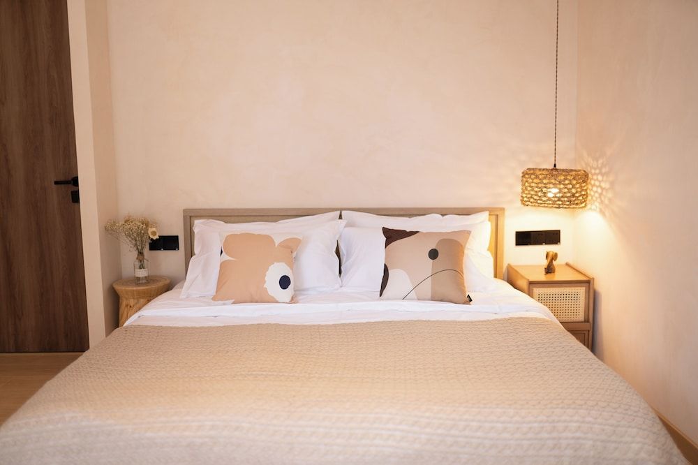 Elite Double Room, 1 Queen Bed, Non Smoking, Patio