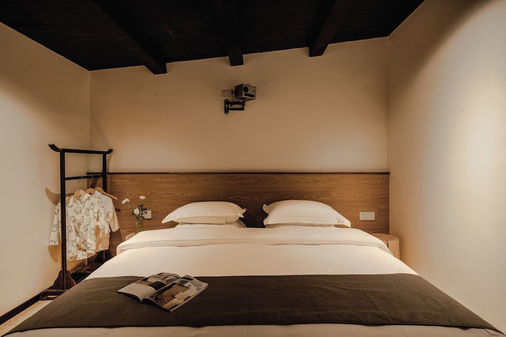 Superior Double Room, Courtyard View