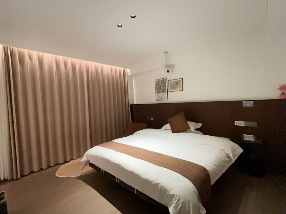 Everchanging Seasons Homestay Family Quadruple Room 2