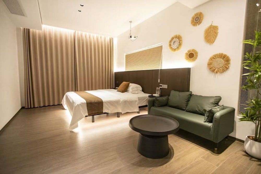 Everchanging Seasons Homestay Luxury Double Room, Non Smoking, Air conditioning