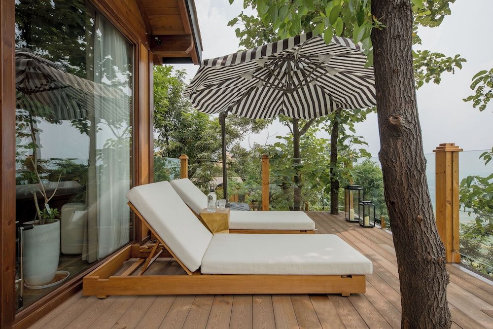 Hengshan No.5 Valley Cliff Homestay Deluxe Double Room, Hill View