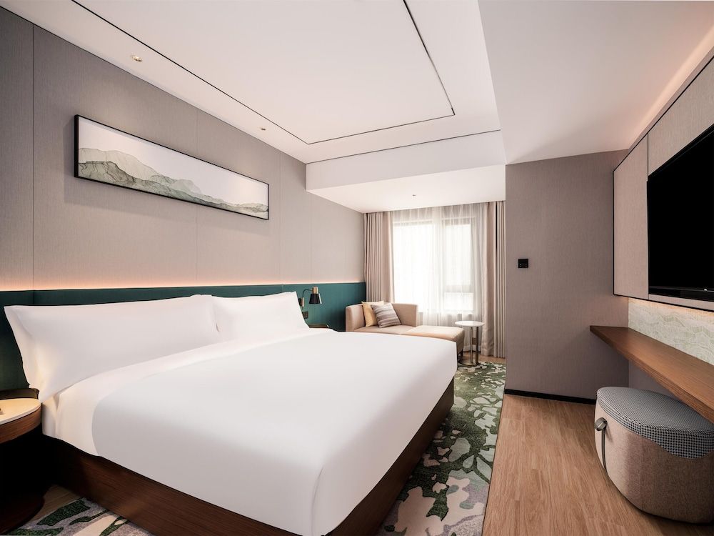 Deluxe Suite, 1 King Bed