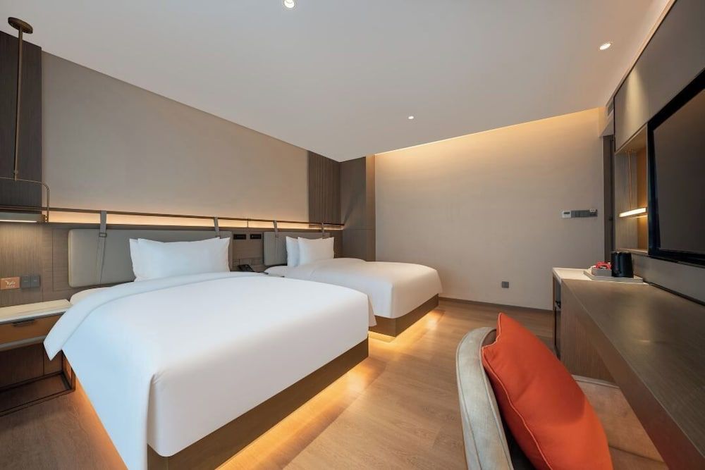 World Hotel Jinan CBD Longhu Branch