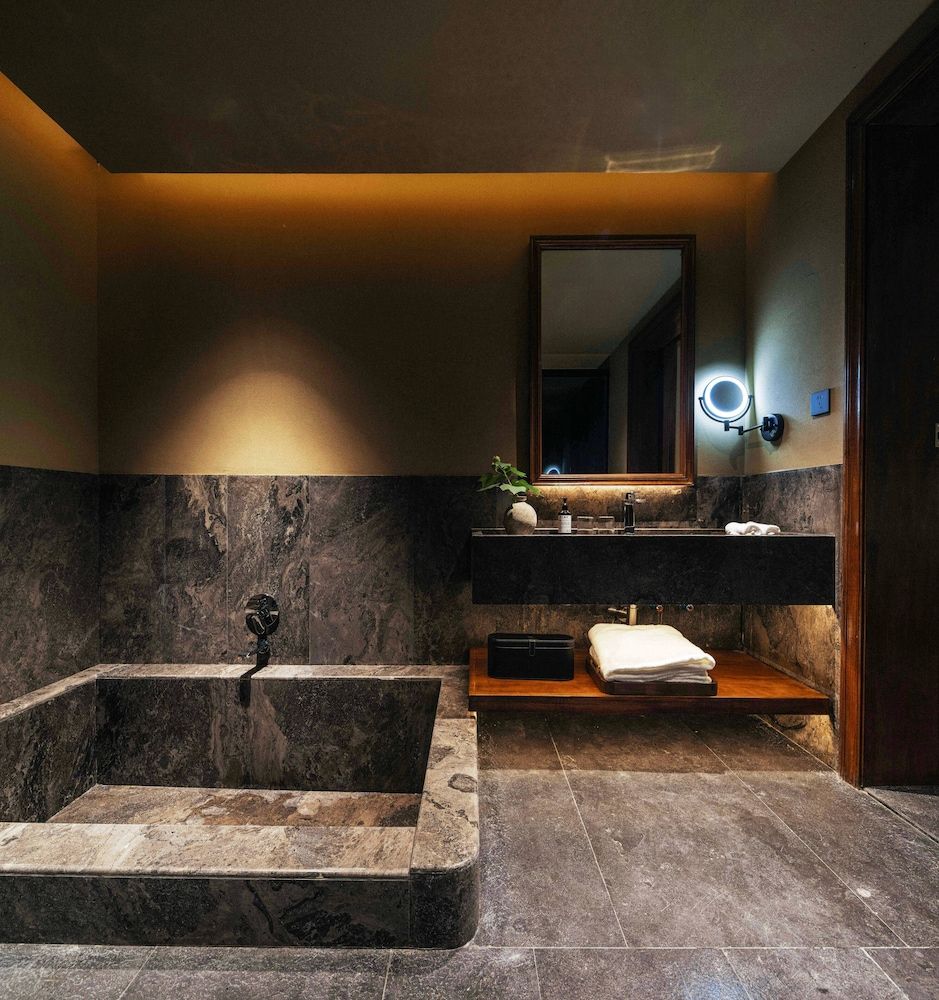 Jingdezhen Xingshan Shiwai Dongliyuan Deluxe Double Room, 1 Queen Bed, Mountain View 6