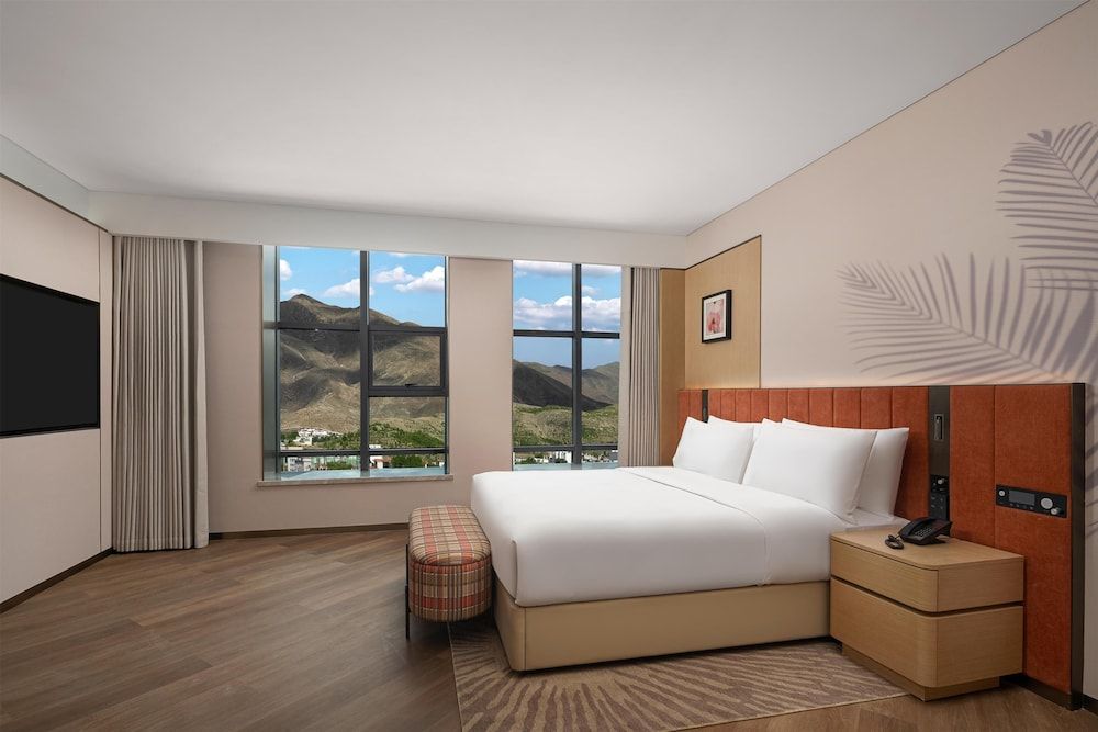 Deluxe Suite, 1 King Bed