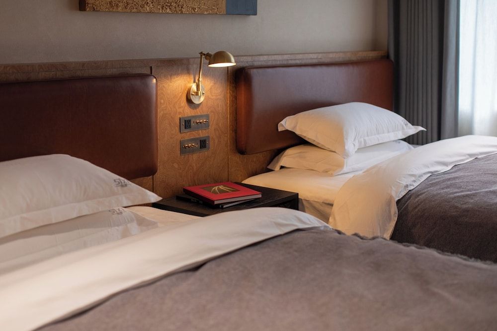 Deluxe Double or Twin Room, City View
