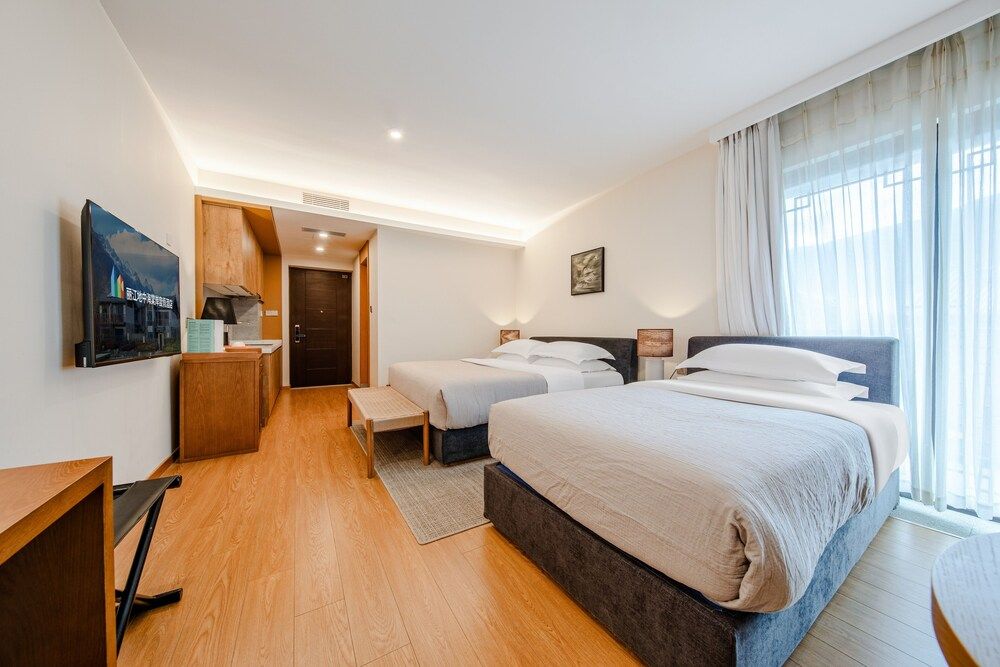 Family Twin Room, Multiple Beds, Non Smoking, Balcony