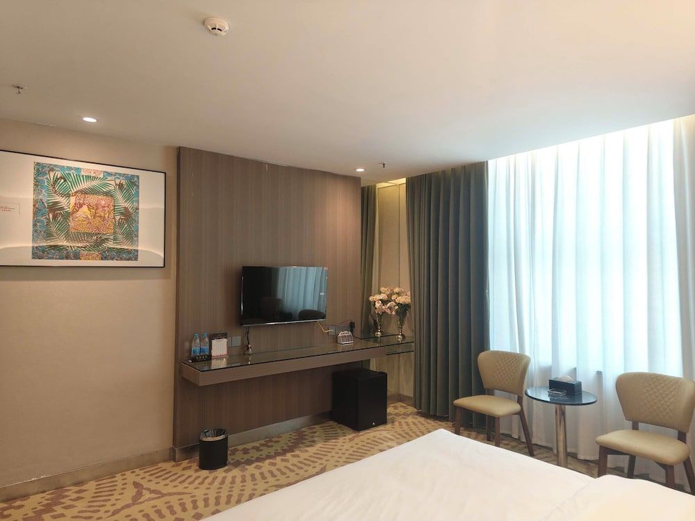 DILLI Home Superior Double Room 8