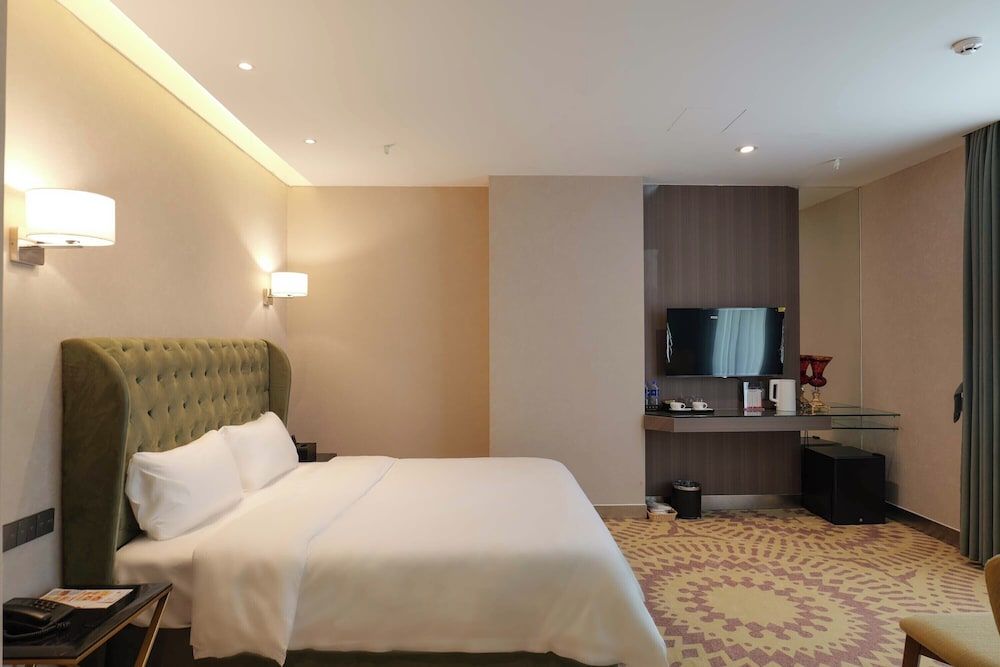 DILLI Home Superior Double Room