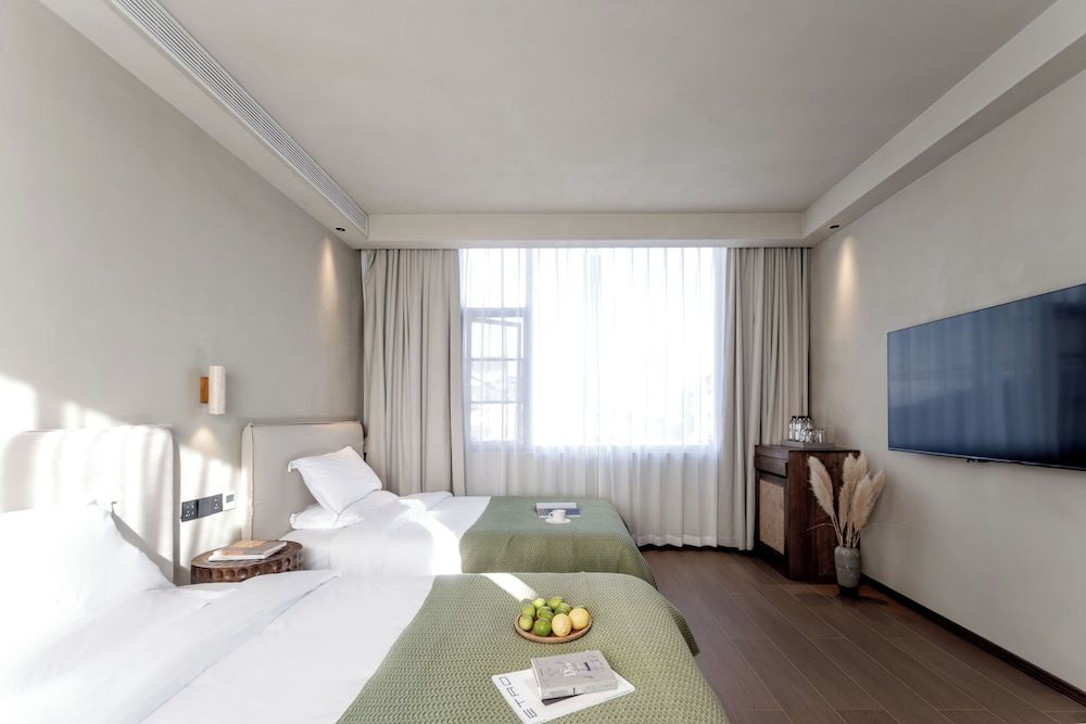 Dali Qingmai Seaview Resort Economy Twin Room 3