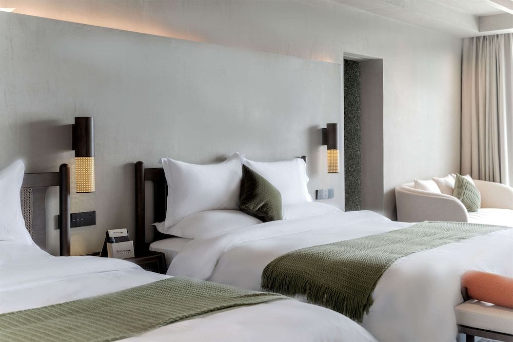 Dali Qingmai Seaview Resort Comfort Triple Room, Sea View 3