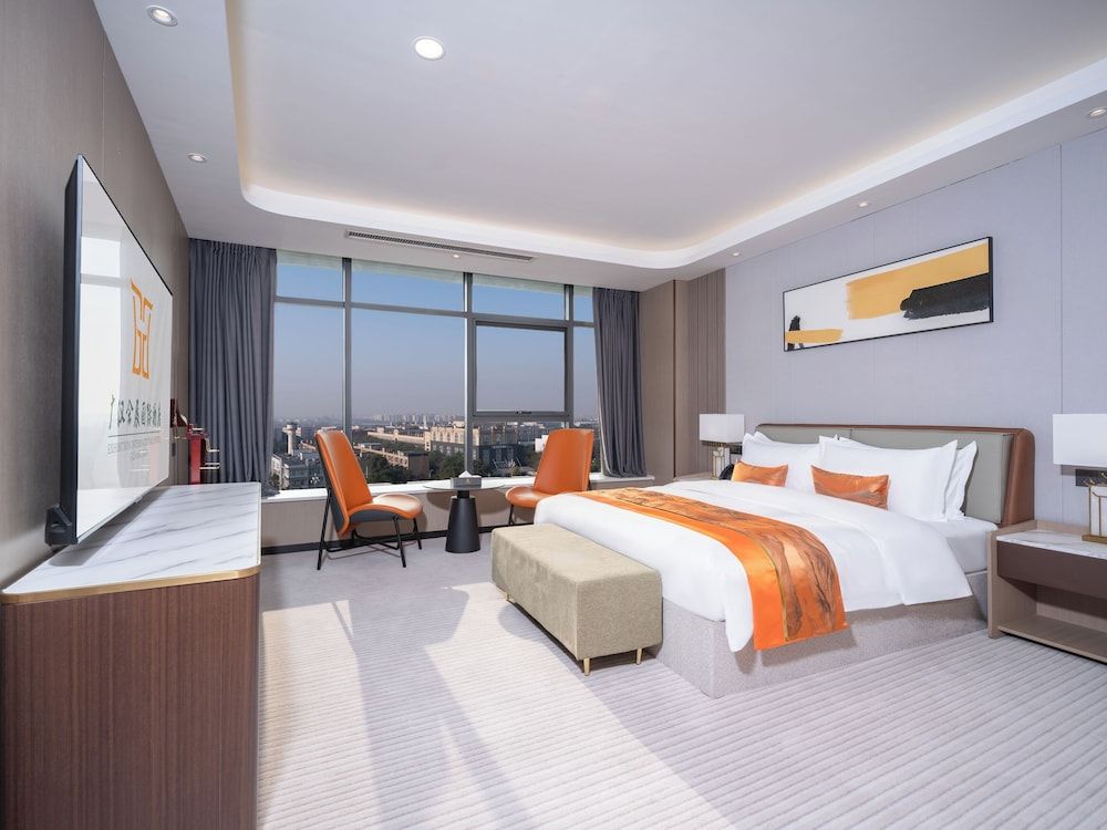 EXHIBTION INTERNATIONAL HOTEL GUANG HAN Executive Studio Suite, Park View 2