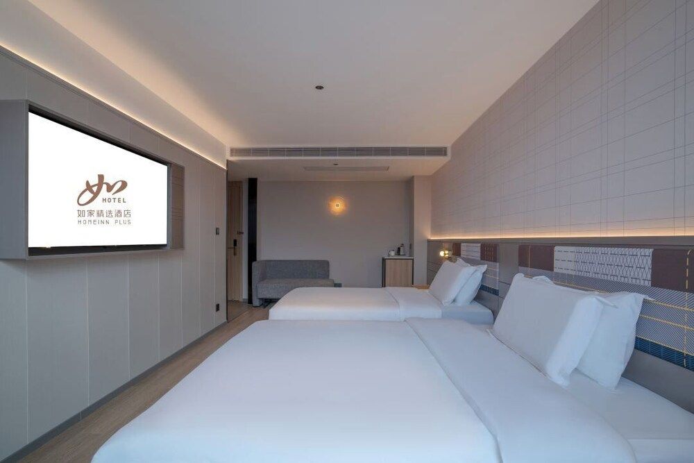 Family Triple Room, Hill View