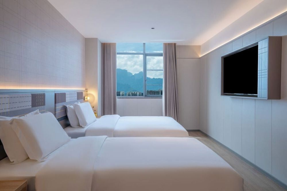 Superior Twin Room, Hill View