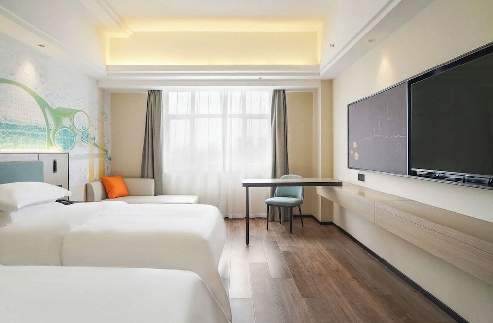 yi xuan hotel - bus station Luxury Twin Room 2