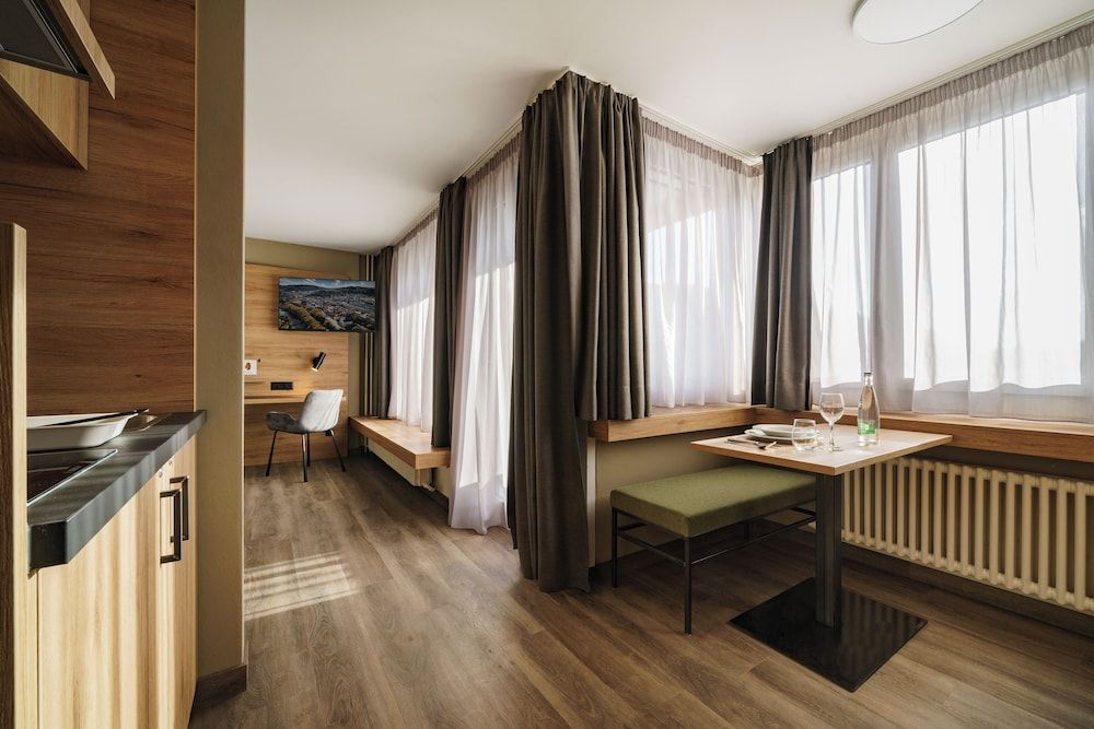 Standard Apartment, 2 Twin Beds, Kitchenette
