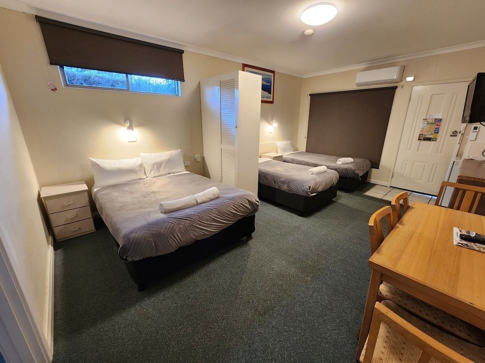Family Quadruple Room, 1 Bedroom, Pool View, Ground Floor